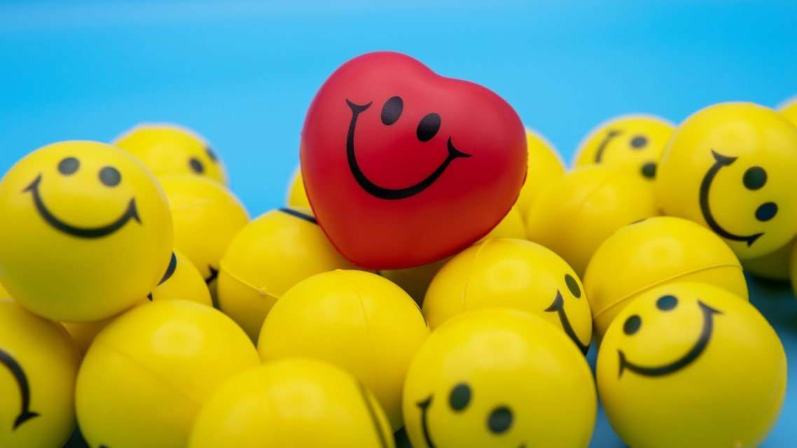 https://marn.com/blog/wp-content/uploads/6417b346f0981fdef1bf67b7_Customer-Happiness-Why-It-Matters-And-How-To-Measure-It.jpeg