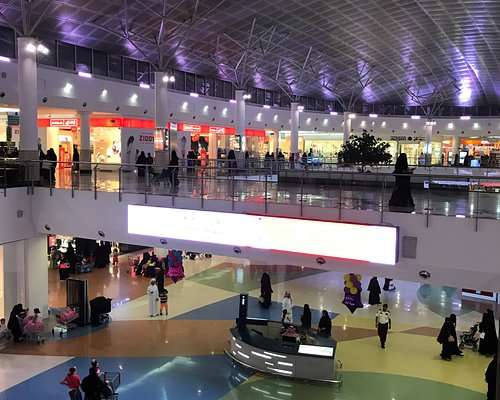 https://marn.com/blog/wp-content/uploads/hayat-mall.jpg